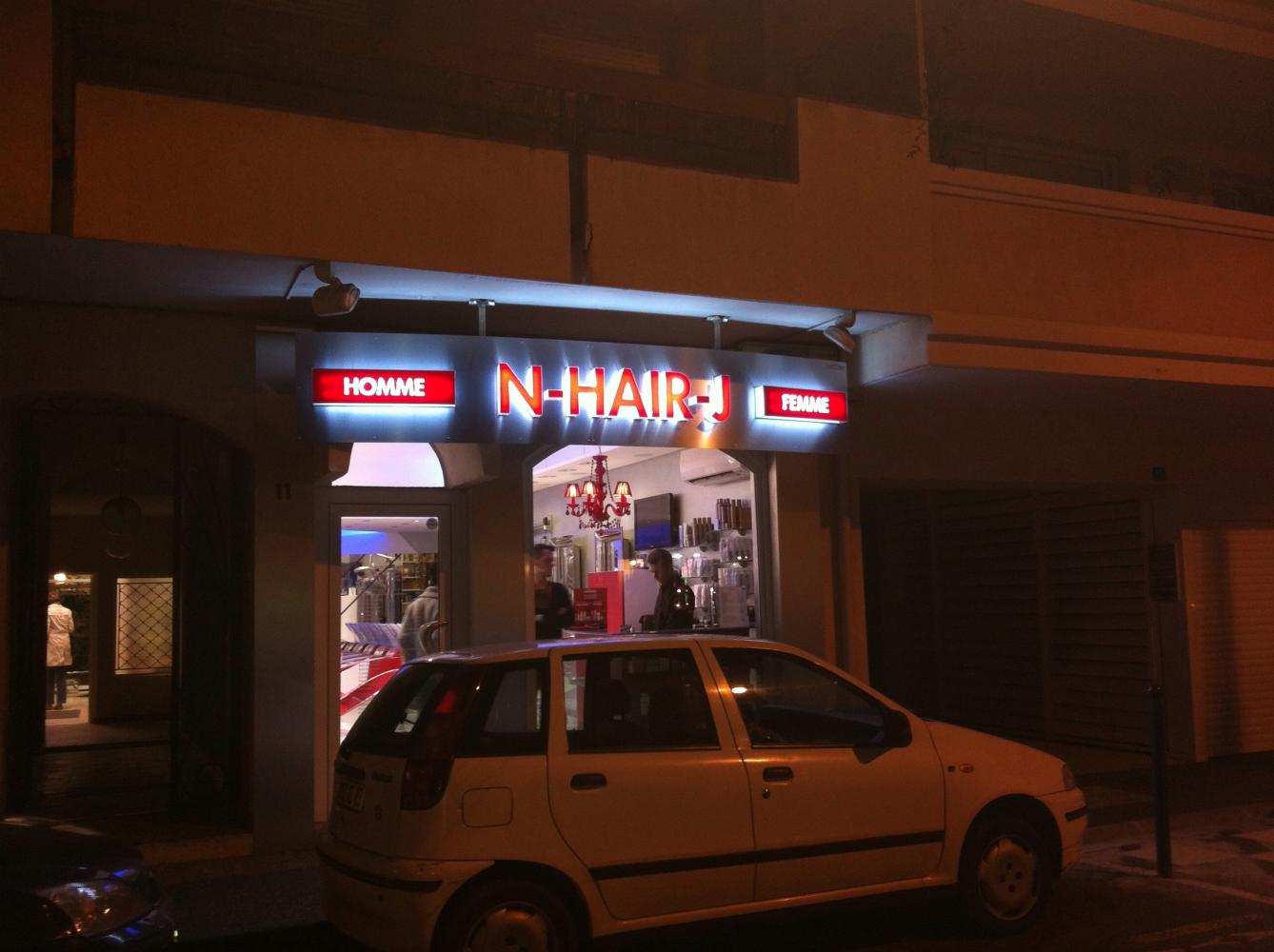 N Hair , coiffure - enseignes, panneautage